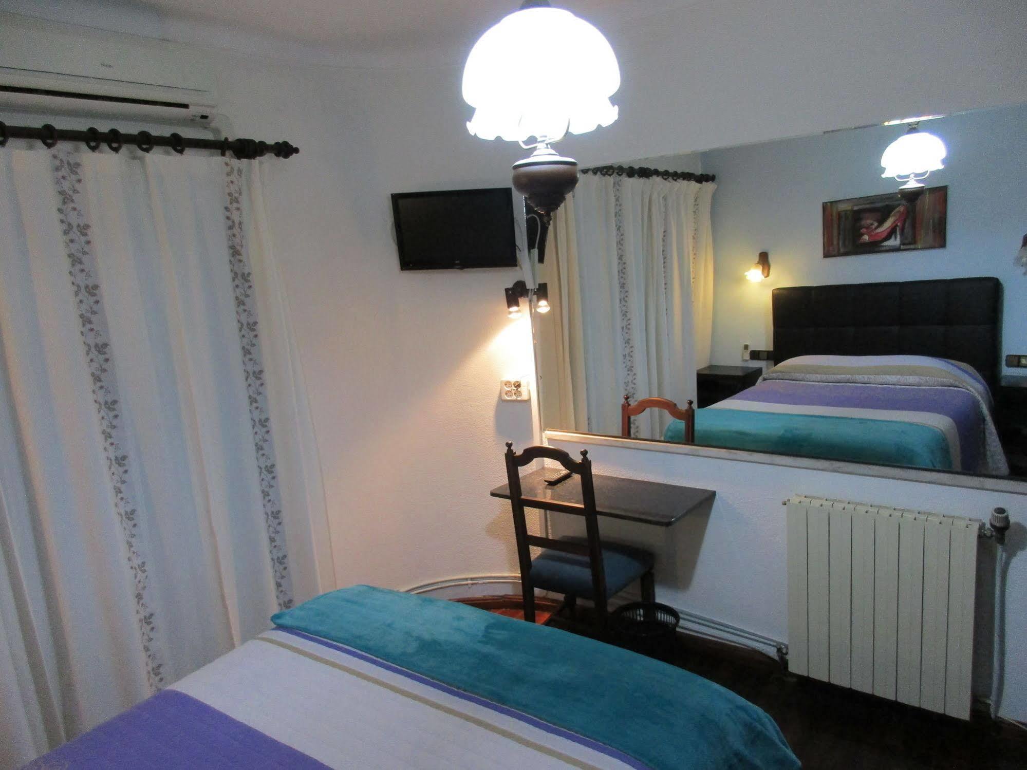 Hotel 4 Estacoes ชาเวส ภายนอก รูปภาพ